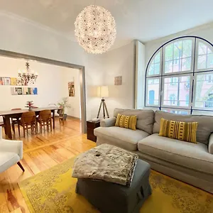Luxury Vintage Apartment By Myplaceforyou, At The City Centre Next To Marques De Pombal Apartment Lissabon